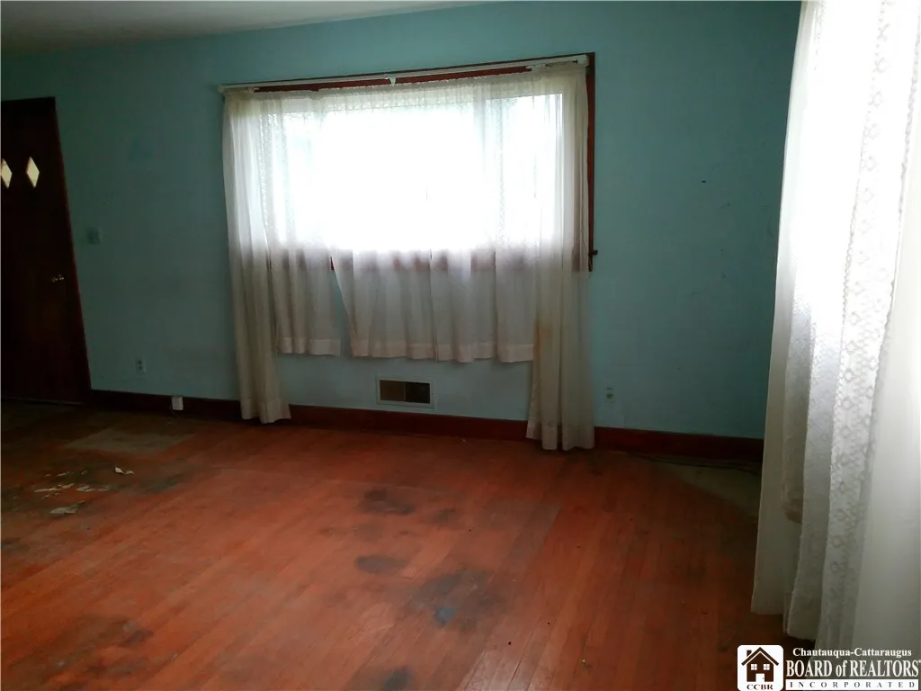 176 Portville Ceres Road, Portville, New York 1477, Portville, New York 14770, 4 Bedrooms Bedrooms, 7 Rooms Rooms,1 BathroomBathrooms,Residential,For Sale,176 Portville Ceres Road, Portville, New York 1477,R1625473
