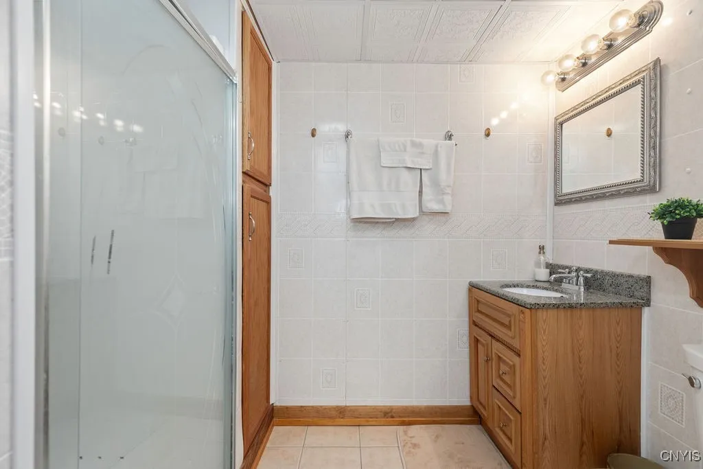 104 Beverly Drive, Camillus, New York 13219, Camillus, New York 13219, 4 Bedrooms Bedrooms, 6 Rooms Rooms,2 BathroomsBathrooms,Residential,For Sale,104 Beverly Drive, Camillus, New York 13219,S1620731