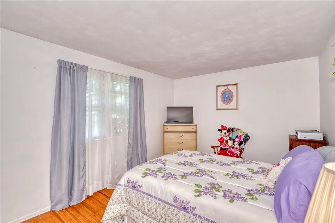 BEDROOM #2