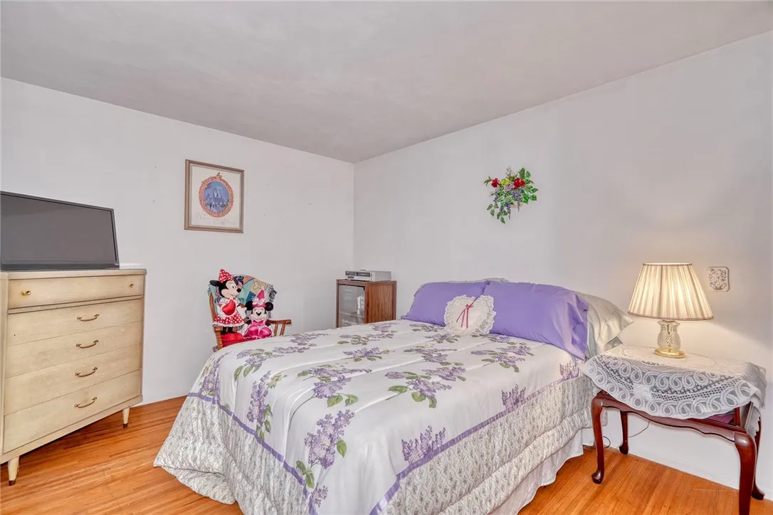 BEDROOM #2