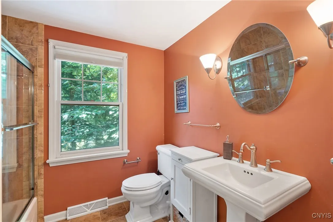 2ND FULL BATH 2ND FLOOR