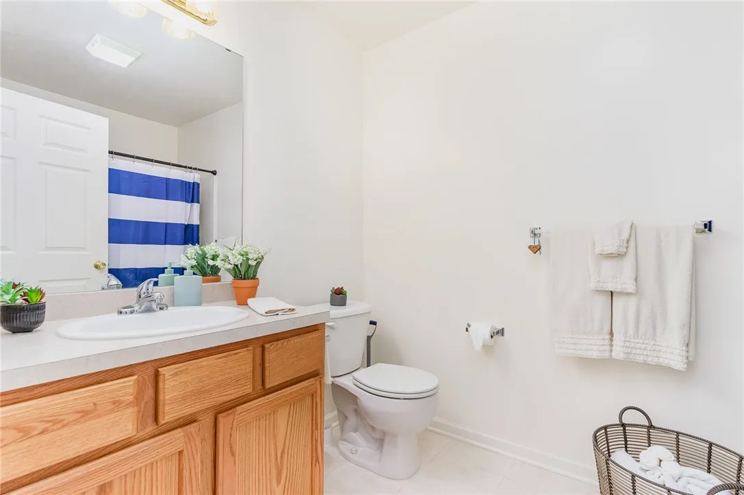 222 Rayfield Cir, Webster, New York 14580, Webster, New York 14580, 2 Bedrooms Bedrooms, 5 Rooms Rooms,2 BathroomsBathrooms,Residential,For Sale,222 Rayfield Cir, Webster, New York 14580,R1625226