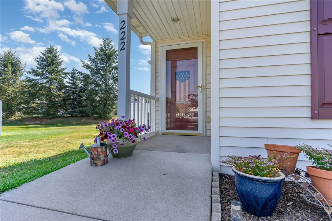 222 Rayfield Cir, Webster, New York 14580, Webster, New York 14580, 2 Bedrooms Bedrooms, 5 Rooms Rooms,2 BathroomsBathrooms,Residential,For Sale,222 Rayfield Cir, Webster, New York 14580,R1625226