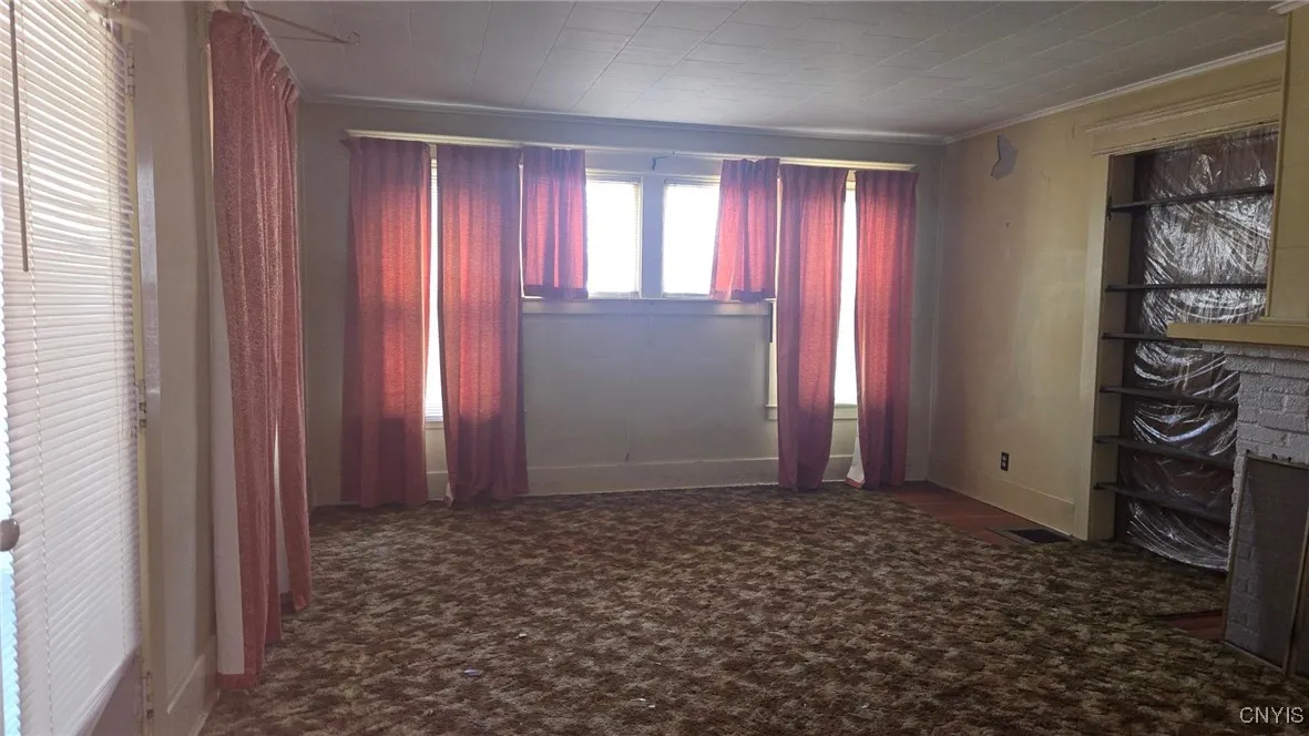 120 Maplewood Avenue, Syracuse, New York 13205, Syracuse, New York 13205, 3 Bedrooms Bedrooms, 5 Rooms Rooms,1 BathroomBathrooms,Residential,For Sale,120 Maplewood Avenue, Syracuse, New York 13205,S1625443