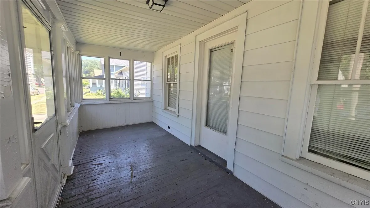 120 Maplewood Avenue, Syracuse, New York 13205, Syracuse, New York 13205, 3 Bedrooms Bedrooms, 5 Rooms Rooms,1 BathroomBathrooms,Residential,For Sale,120 Maplewood Avenue, Syracuse, New York 13205,S1625443
