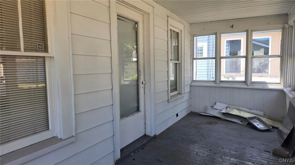 120 Maplewood Avenue, Syracuse, New York 13205, Syracuse, New York 13205, 3 Bedrooms Bedrooms, 5 Rooms Rooms,1 BathroomBathrooms,Residential,For Sale,120 Maplewood Avenue, Syracuse, New York 13205,S1625443