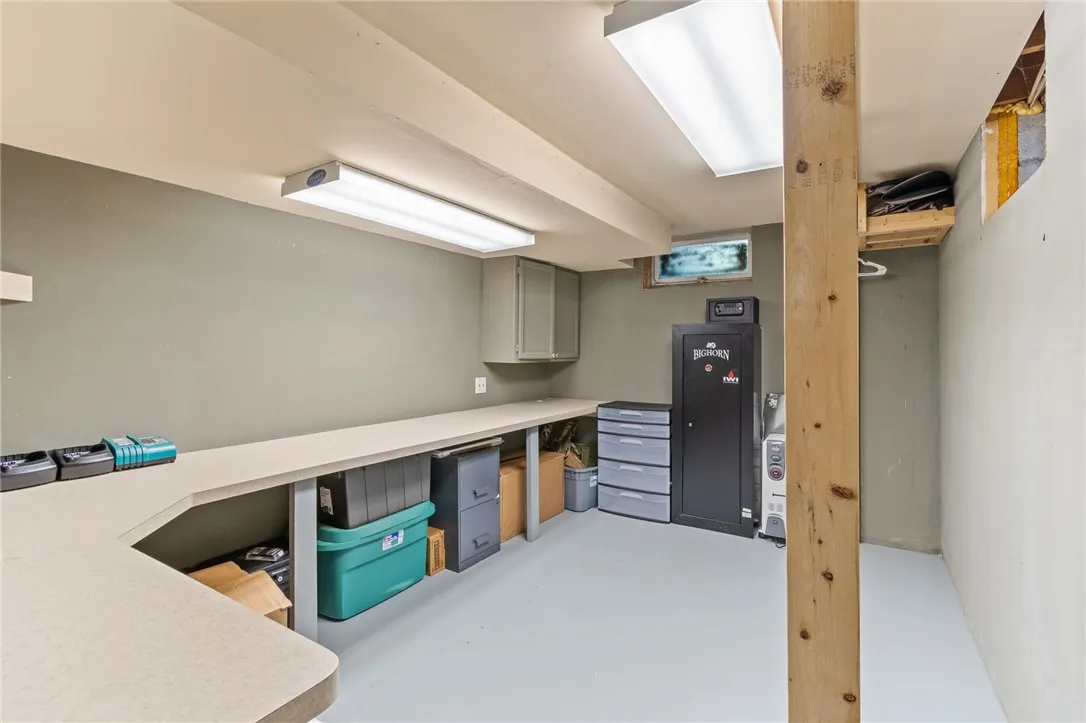 5240 Nott Road, Canandaigua Town, New York 14424, Canandaigua Town, New York 14424, 3 Bedrooms Bedrooms, 9 Rooms Rooms,1 BathroomBathrooms,Residential,For Sale,5240 Nott Road, Canandaigua Town, New York 14424,R1623127
