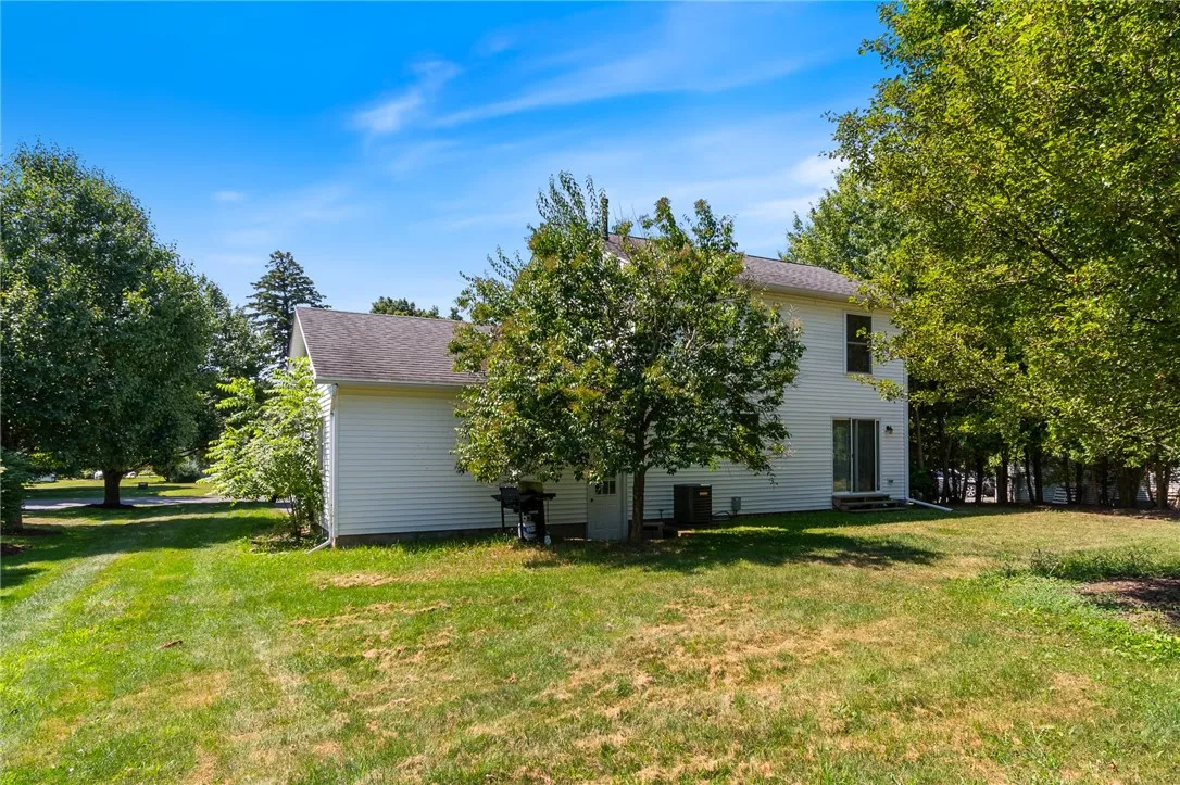 5240 Nott Road, Canandaigua Town, New York 14424, Canandaigua Town, New York 14424, 3 Bedrooms Bedrooms, 9 Rooms Rooms,1 BathroomBathrooms,Residential,For Sale,5240 Nott Road, Canandaigua Town, New York 14424,R1623127