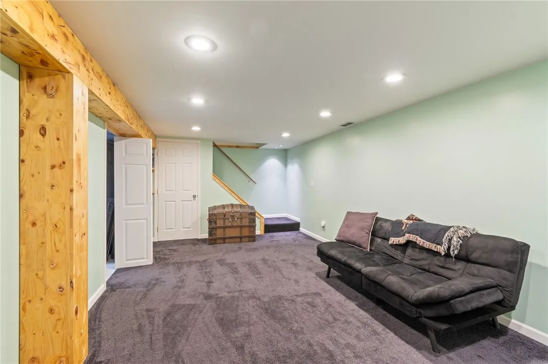 5240 Nott Road, Canandaigua Town, New York 14424, Canandaigua Town, New York 14424, 3 Bedrooms Bedrooms, 9 Rooms Rooms,1 BathroomBathrooms,Residential,For Sale,5240 Nott Road, Canandaigua Town, New York 14424,R1623127