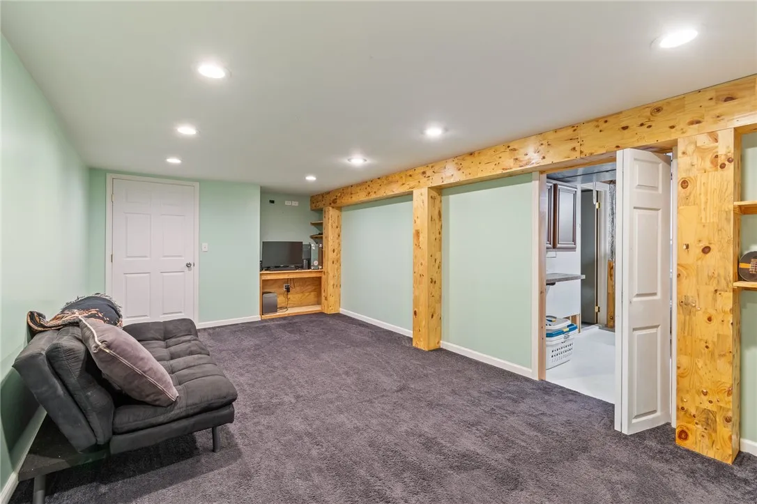 5240 Nott Road, Canandaigua Town, New York 14424, Canandaigua Town, New York 14424, 3 Bedrooms Bedrooms, 9 Rooms Rooms,1 BathroomBathrooms,Residential,For Sale,5240 Nott Road, Canandaigua Town, New York 14424,R1623127