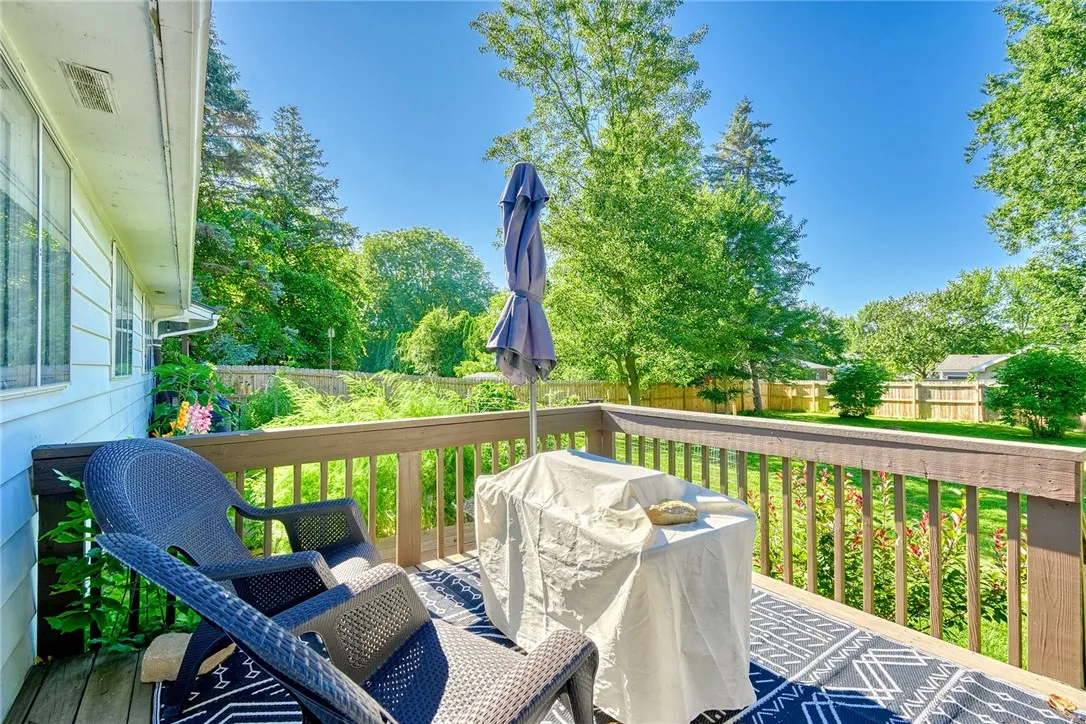 1019 Hinchey Road, Gates, New York 14624, Gates, New York 14624, 3 Bedrooms Bedrooms, 6 Rooms Rooms,2 BathroomsBathrooms,Residential,For Sale,1019 Hinchey Road, Gates, New York 14624,R1623244