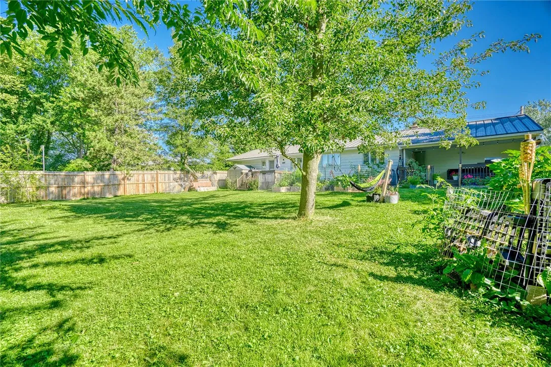 1019 Hinchey Road, Gates, New York 14624, Gates, New York 14624, 3 Bedrooms Bedrooms, 6 Rooms Rooms,2 BathroomsBathrooms,Residential,For Sale,1019 Hinchey Road, Gates, New York 14624,R1623244