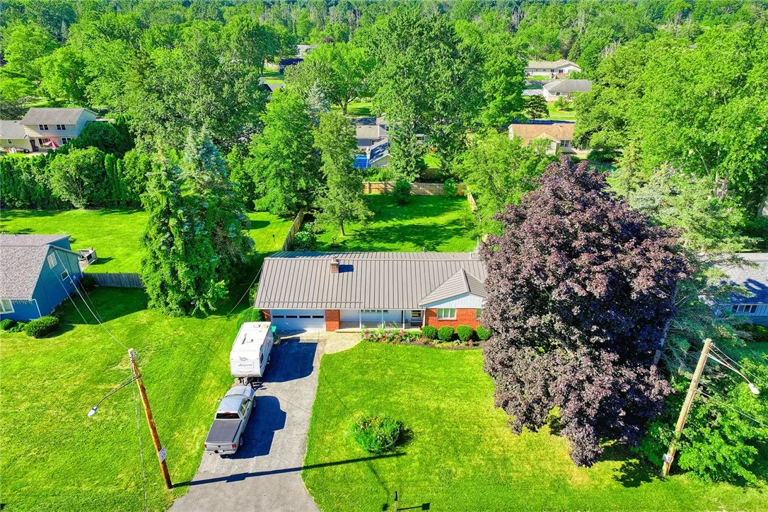 1019 Hinchey Road, Gates, New York 14624, Gates, New York 14624, 3 Bedrooms Bedrooms, 6 Rooms Rooms,2 BathroomsBathrooms,Residential,For Sale,1019 Hinchey Road, Gates, New York 14624,R1623244