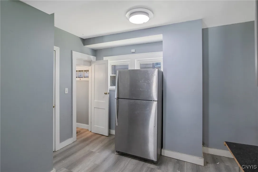 124 Cumberland Avenue, Syracuse, New York 13210, Syracuse, New York 13210, 4 Bedrooms Bedrooms, 9 Rooms Rooms,1 BathroomBathrooms,Residential,For Sale,124 Cumberland Avenue, Syracuse, New York 13210,S1625381