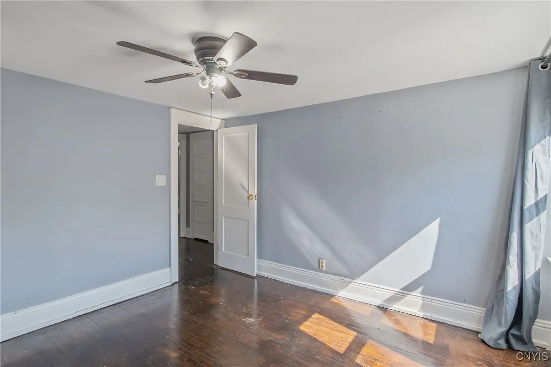 124 Cumberland Avenue, Syracuse, New York 13210, Syracuse, New York 13210, 4 Bedrooms Bedrooms, 9 Rooms Rooms,1 BathroomBathrooms,Residential,For Sale,124 Cumberland Avenue, Syracuse, New York 13210,S1625381