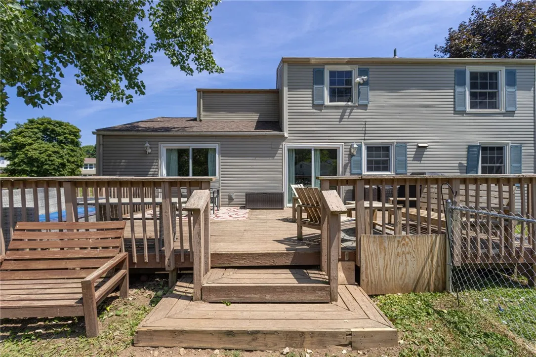 40 Hay Market Road, Chili, New York 14624, Chili, New York 14624, 4 Bedrooms Bedrooms, 8 Rooms Rooms,1 BathroomBathrooms,Residential,For Sale,40 Hay Market Road, Chili, New York 14624,R1625450