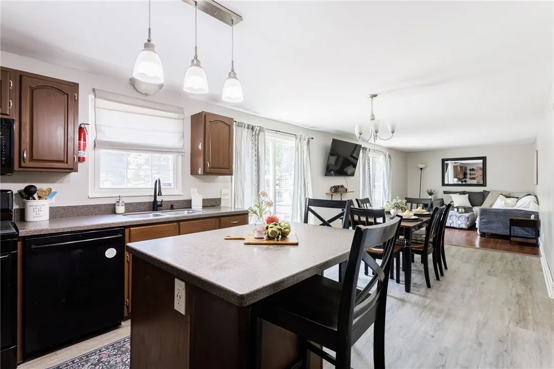 40 Hay Market Road, Chili, New York 14624, Chili, New York 14624, 4 Bedrooms Bedrooms, 8 Rooms Rooms,1 BathroomBathrooms,Residential,For Sale,40 Hay Market Road, Chili, New York 14624,R1625450