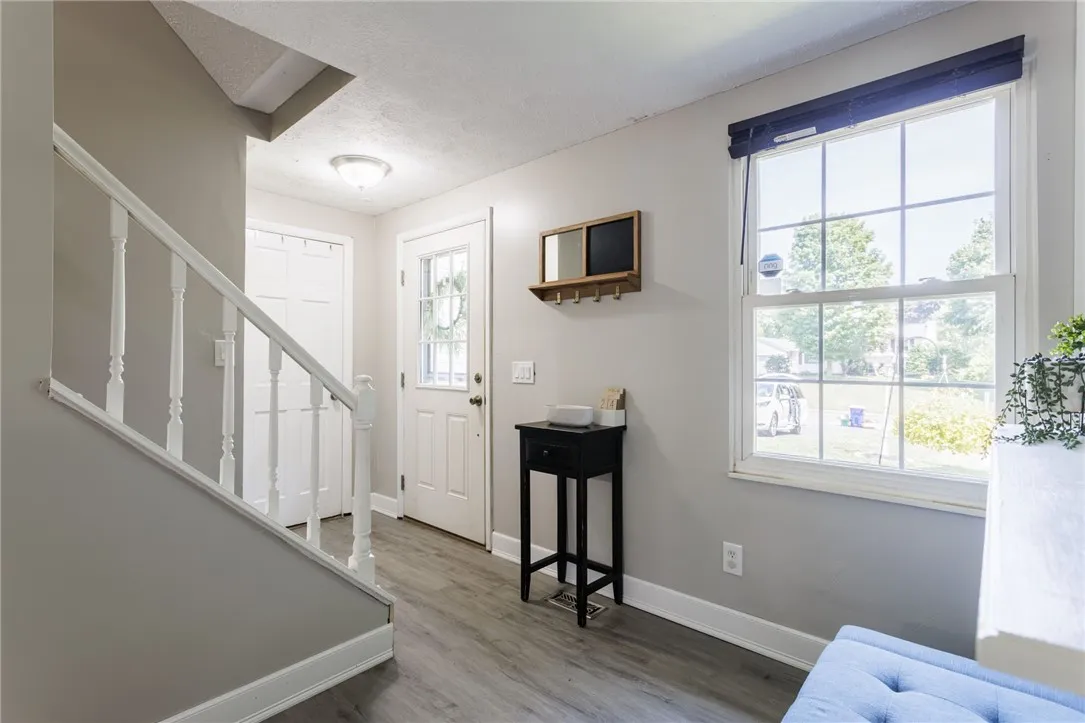 40 Hay Market Road, Chili, New York 14624, Chili, New York 14624, 4 Bedrooms Bedrooms, 8 Rooms Rooms,1 BathroomBathrooms,Residential,For Sale,40 Hay Market Road, Chili, New York 14624,R1625450