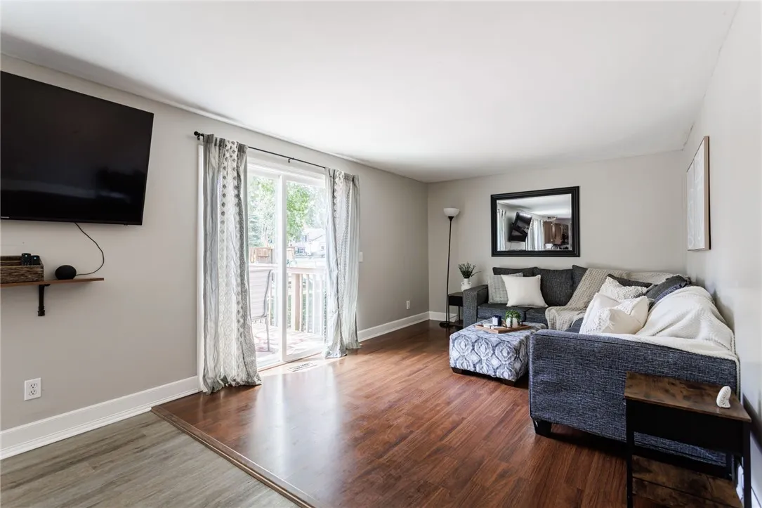 40 Hay Market Road, Chili, New York 14624, Chili, New York 14624, 4 Bedrooms Bedrooms, 8 Rooms Rooms,1 BathroomBathrooms,Residential,For Sale,40 Hay Market Road, Chili, New York 14624,R1625450