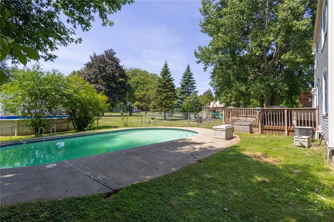 40 Hay Market Road, Chili, New York 14624, Chili, New York 14624, 4 Bedrooms Bedrooms, 8 Rooms Rooms,1 BathroomBathrooms,Residential,For Sale,40 Hay Market Road, Chili, New York 14624,R1625450