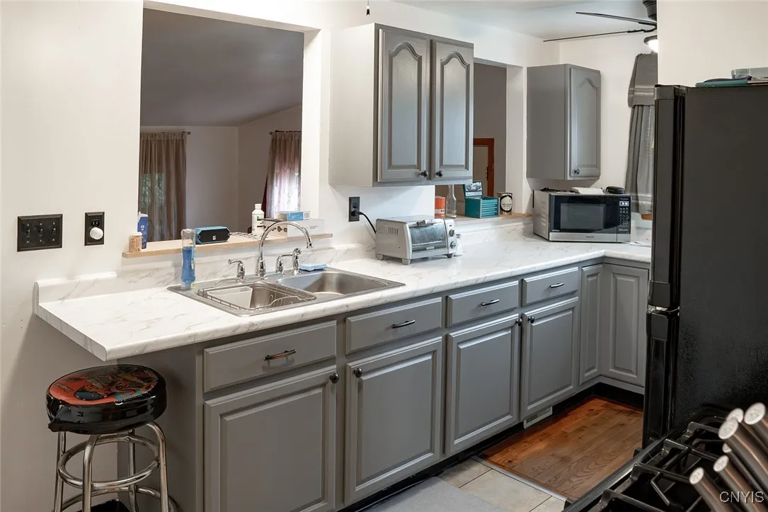 124 Memphis Street, Salina, New York 13088, Salina, New York 13088, 4 Bedrooms Bedrooms, 7 Rooms Rooms,1 BathroomBathrooms,Residential,For Sale,124 Memphis Street, Salina, New York 13088,S1625065