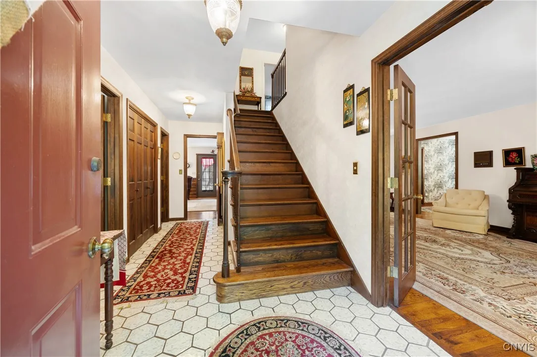4826 Briarwood Lane, Manlius, New York 13104, Manlius, New York 13104, 4 Bedrooms Bedrooms, 12 Rooms Rooms,2 BathroomsBathrooms,Residential,For Sale,4826 Briarwood Lane, Manlius, New York 13104,S1624579