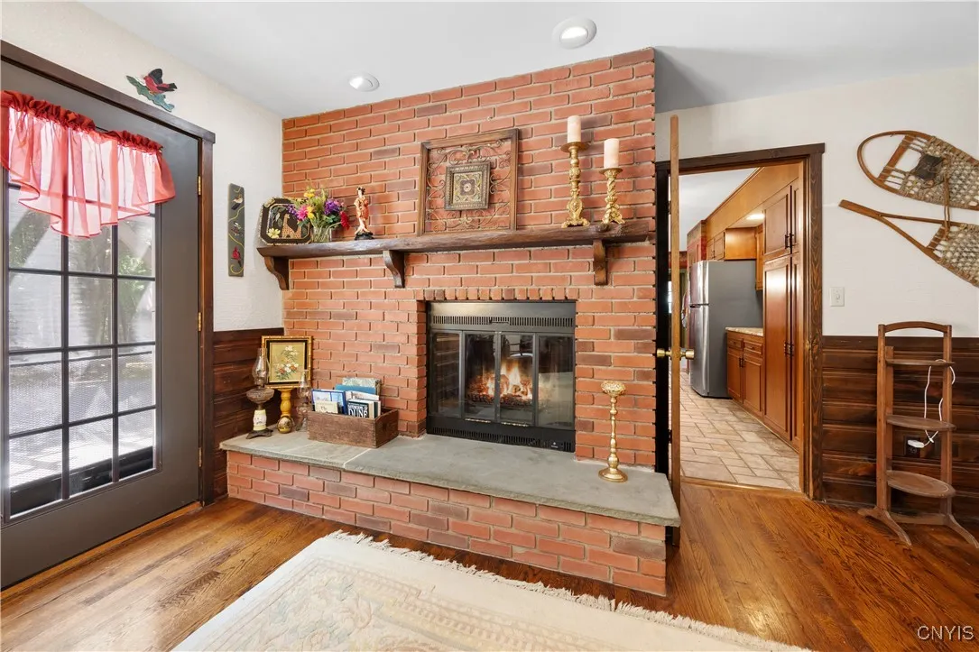 4826 Briarwood Lane, Manlius, New York 13104, Manlius, New York 13104, 4 Bedrooms Bedrooms, 12 Rooms Rooms,2 BathroomsBathrooms,Residential,For Sale,4826 Briarwood Lane, Manlius, New York 13104,S1624579