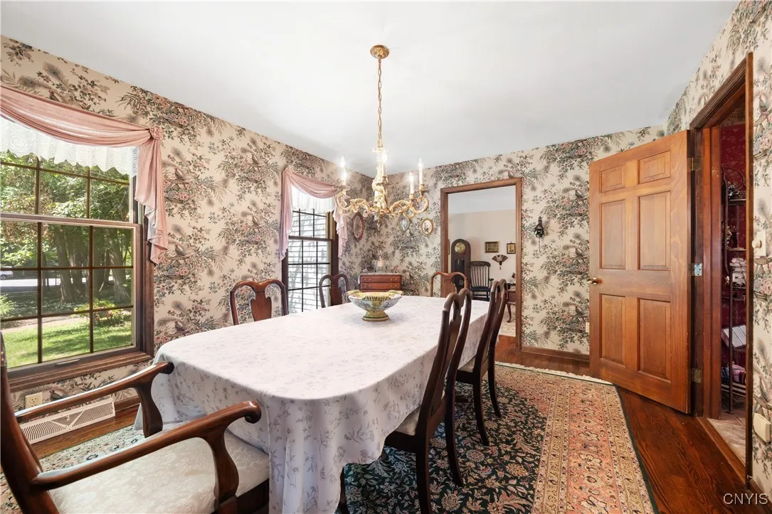 4826 Briarwood Lane, Manlius, New York 13104, Manlius, New York 13104, 4 Bedrooms Bedrooms, 12 Rooms Rooms,2 BathroomsBathrooms,Residential,For Sale,4826 Briarwood Lane, Manlius, New York 13104,S1624579