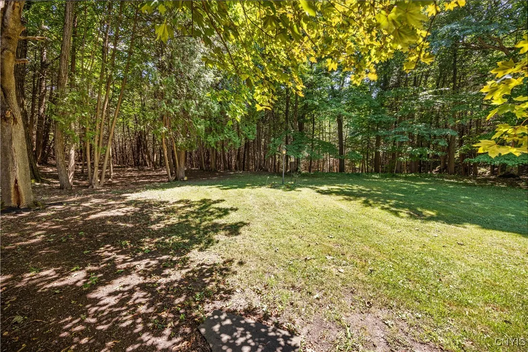 4826 Briarwood Lane, Manlius, New York 13104, Manlius, New York 13104, 4 Bedrooms Bedrooms, 12 Rooms Rooms,2 BathroomsBathrooms,Residential,For Sale,4826 Briarwood Lane, Manlius, New York 13104,S1624579