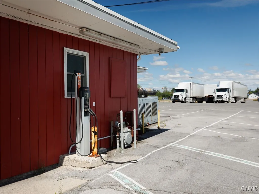 23725 Rt-342, Pamelia, New York 13601, Pamelia, New York 13601, ,Commercial Sale,For Sale,23725 Rt-342, Pamelia, New York 13601,S1625399