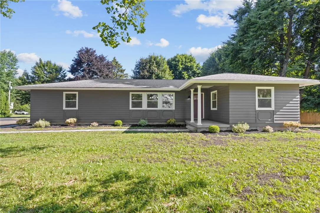 4107 Cuyler Drive, Williamson, New York 14589, Williamson, New York 14589, 3 Bedrooms Bedrooms, 5 Rooms Rooms,2 BathroomsBathrooms,Residential,For Sale,4107 Cuyler Drive, Williamson, New York 14589,R1625277