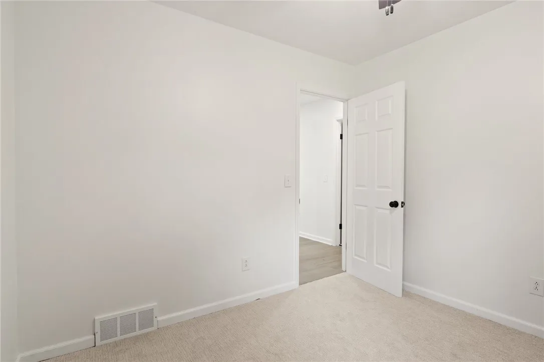 4107 Cuyler Drive, Williamson, New York 14589, Williamson, New York 14589, 3 Bedrooms Bedrooms, 5 Rooms Rooms,2 BathroomsBathrooms,Residential,For Sale,4107 Cuyler Drive, Williamson, New York 14589,R1625277