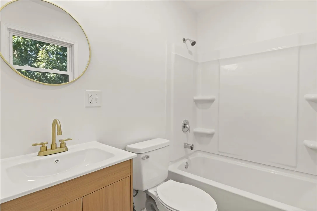 4107 Cuyler Drive, Williamson, New York 14589, Williamson, New York 14589, 3 Bedrooms Bedrooms, 5 Rooms Rooms,2 BathroomsBathrooms,Residential,For Sale,4107 Cuyler Drive, Williamson, New York 14589,R1625277