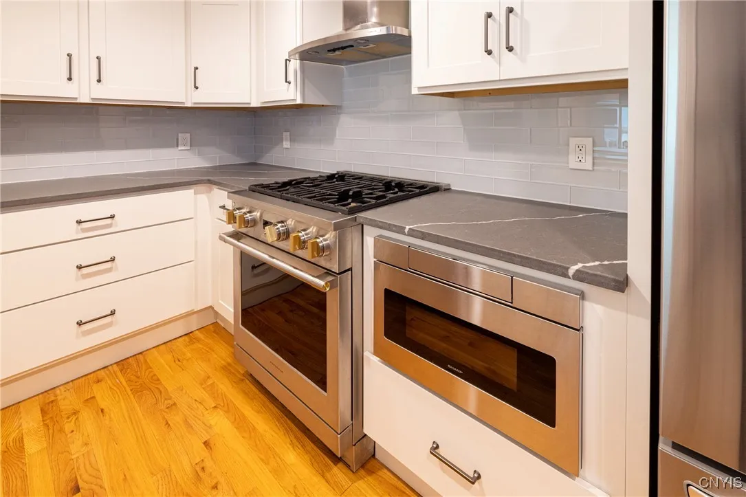 42 Jordan Street, Skaneateles, New York 13152, Skaneateles, New York 13152, 2 Bedrooms Bedrooms, 7 Rooms Rooms,1 BathroomBathrooms,Residential Lease,For Rent,42 Jordan Street, Skaneateles, New York 13152,S1623693