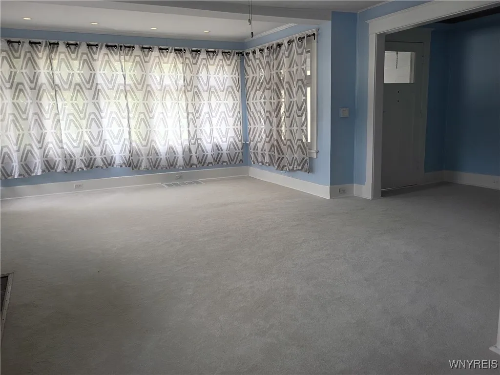 238 Englewood Avenue, Buffalo, New York 14214, Buffalo, New York 14214, 4 Bedrooms Bedrooms, 9 Rooms Rooms,1 BathroomBathrooms,Residential,For Sale,238 Englewood Avenue, Buffalo, New York 14214,B1623990