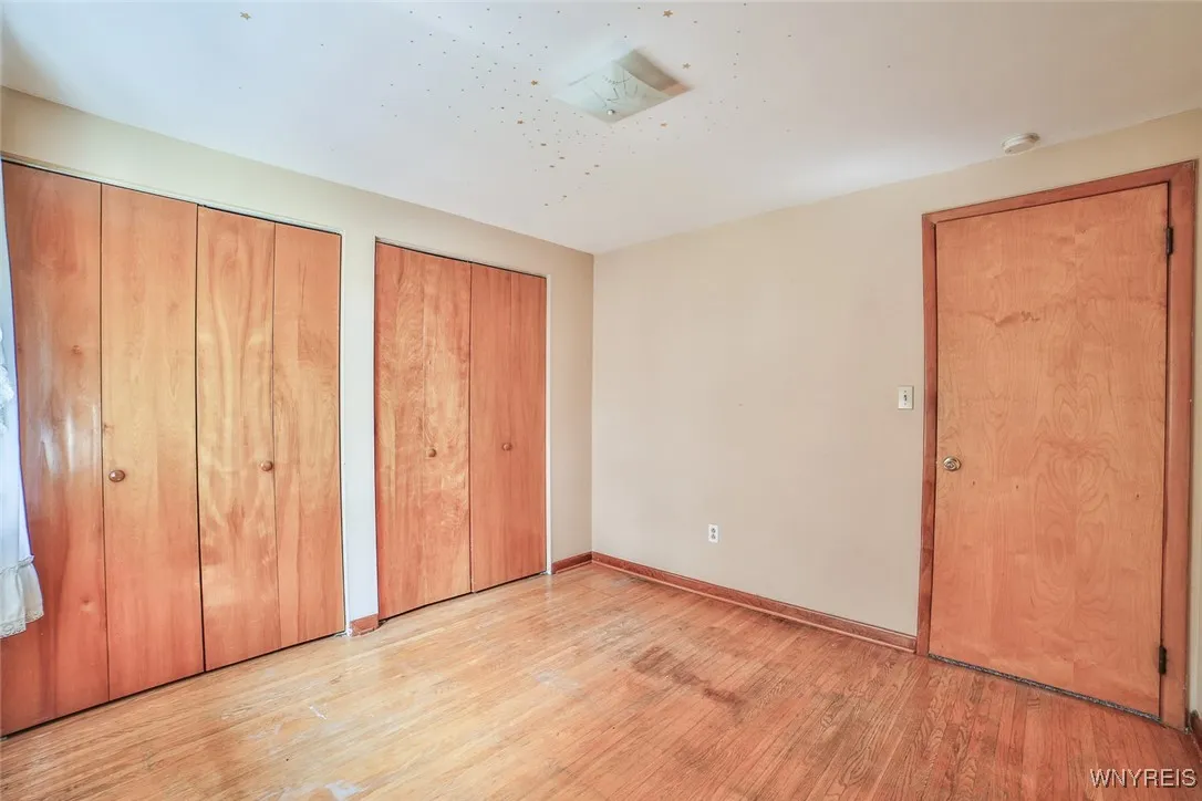 4540 West Overlook Drive, Clarence, New York 14221, Clarence, New York 14221, 4 Bedrooms Bedrooms, 7 Rooms Rooms,1 BathroomBathrooms,Residential,For Sale,4540 West Overlook Drive, Clarence, New York 14221,B1625425