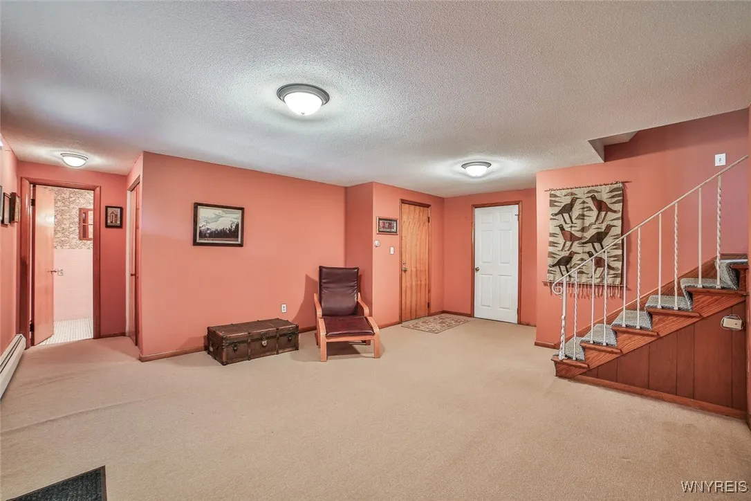 4540 West Overlook Drive, Clarence, New York 14221, Clarence, New York 14221, 4 Bedrooms Bedrooms, 7 Rooms Rooms,1 BathroomBathrooms,Residential,For Sale,4540 West Overlook Drive, Clarence, New York 14221,B1625425
