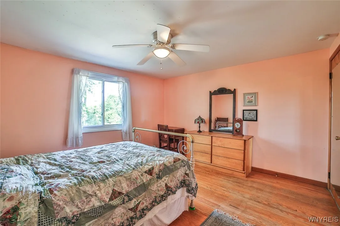 4540 West Overlook Drive, Clarence, New York 14221, Clarence, New York 14221, 4 Bedrooms Bedrooms, 7 Rooms Rooms,1 BathroomBathrooms,Residential,For Sale,4540 West Overlook Drive, Clarence, New York 14221,B1625425