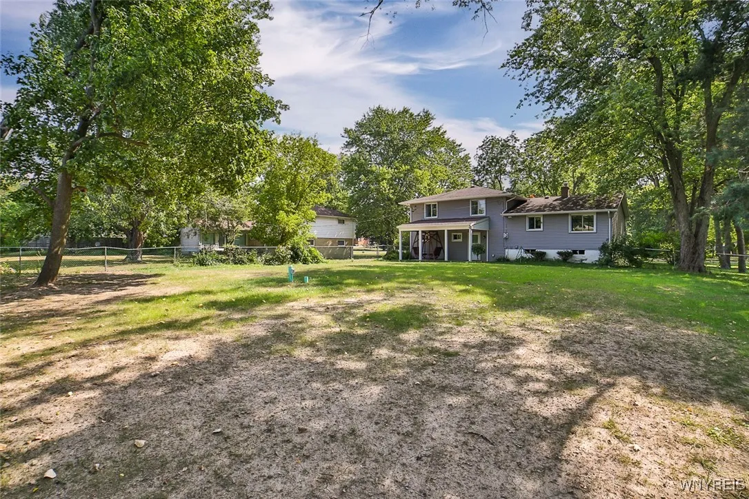 4540 West Overlook Drive, Clarence, New York 14221, Clarence, New York 14221, 4 Bedrooms Bedrooms, 7 Rooms Rooms,1 BathroomBathrooms,Residential,For Sale,4540 West Overlook Drive, Clarence, New York 14221,B1625425