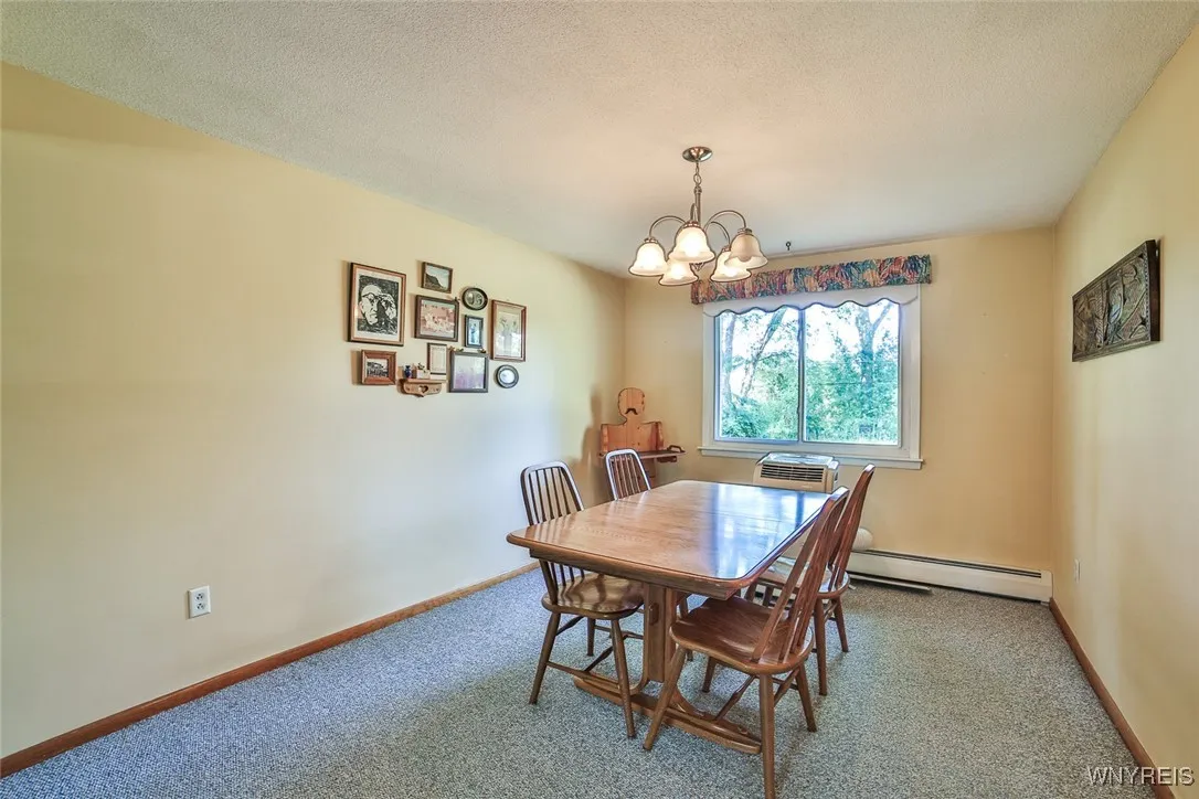 4540 West Overlook Drive, Clarence, New York 14221, Clarence, New York 14221, 4 Bedrooms Bedrooms, 7 Rooms Rooms,1 BathroomBathrooms,Residential,For Sale,4540 West Overlook Drive, Clarence, New York 14221,B1625425
