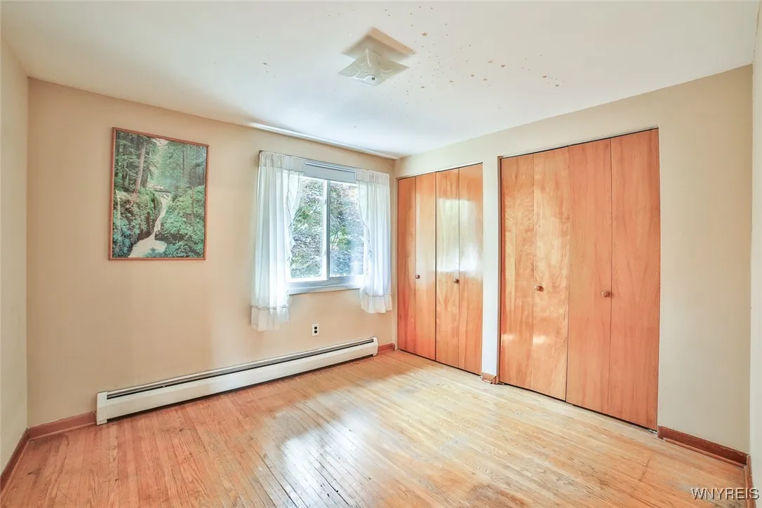 4540 West Overlook Drive, Clarence, New York 14221, Clarence, New York 14221, 4 Bedrooms Bedrooms, 7 Rooms Rooms,1 BathroomBathrooms,Residential,For Sale,4540 West Overlook Drive, Clarence, New York 14221,B1625425