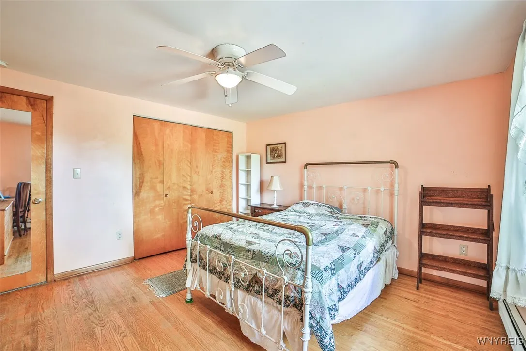 4540 West Overlook Drive, Clarence, New York 14221, Clarence, New York 14221, 4 Bedrooms Bedrooms, 7 Rooms Rooms,1 BathroomBathrooms,Residential,For Sale,4540 West Overlook Drive, Clarence, New York 14221,B1625425