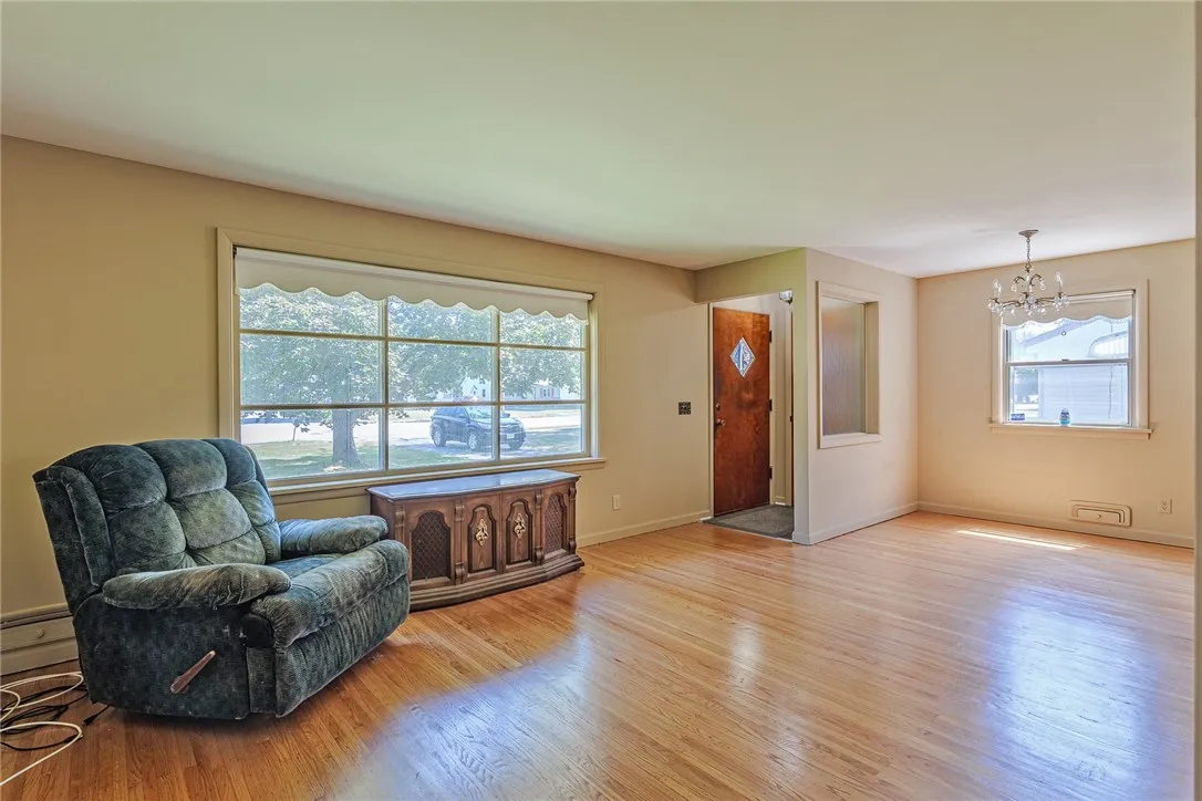 4247 Mount Read Boulevard, Greece, New York 14616, Greece, New York 14616, 3 Bedrooms Bedrooms, 6 Rooms Rooms,1 BathroomBathrooms,Residential,Closed,4247 Mount Read Boulevard, Greece, New York 14616,0,R1625126