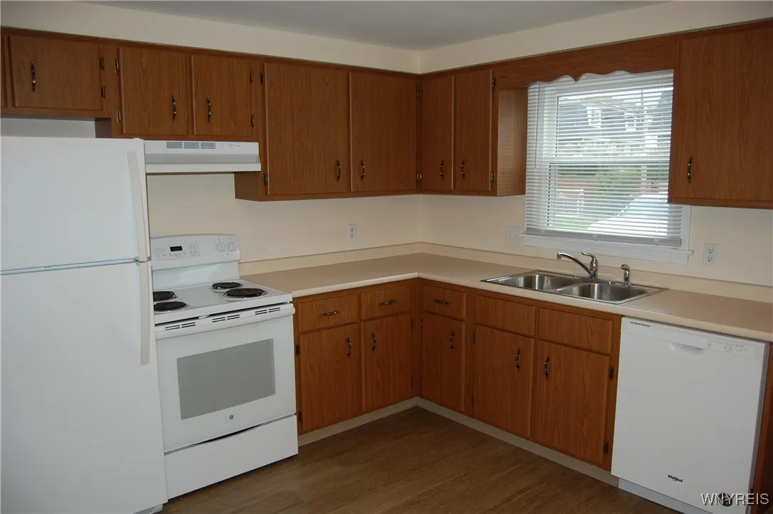 59 Saber Lane Left, Amherst, New York 14221, Amherst, New York 14221, 3 Bedrooms Bedrooms, 6 Rooms Rooms,1 BathroomBathrooms,Residential Lease,For Rent,59 Saber Lane Left, Amherst, New York 14221,B1625288