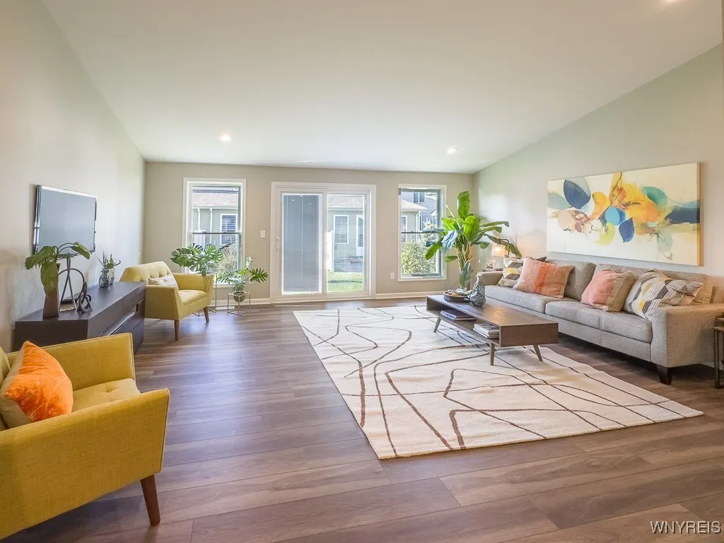 202 Carriage Lane, West Seneca, New York 14224, West Seneca, New York 14224, 2 Bedrooms Bedrooms, 5 Rooms Rooms,2 BathroomsBathrooms,Residential,For Sale,202 Carriage Lane, West Seneca, New York 14224,B1625066