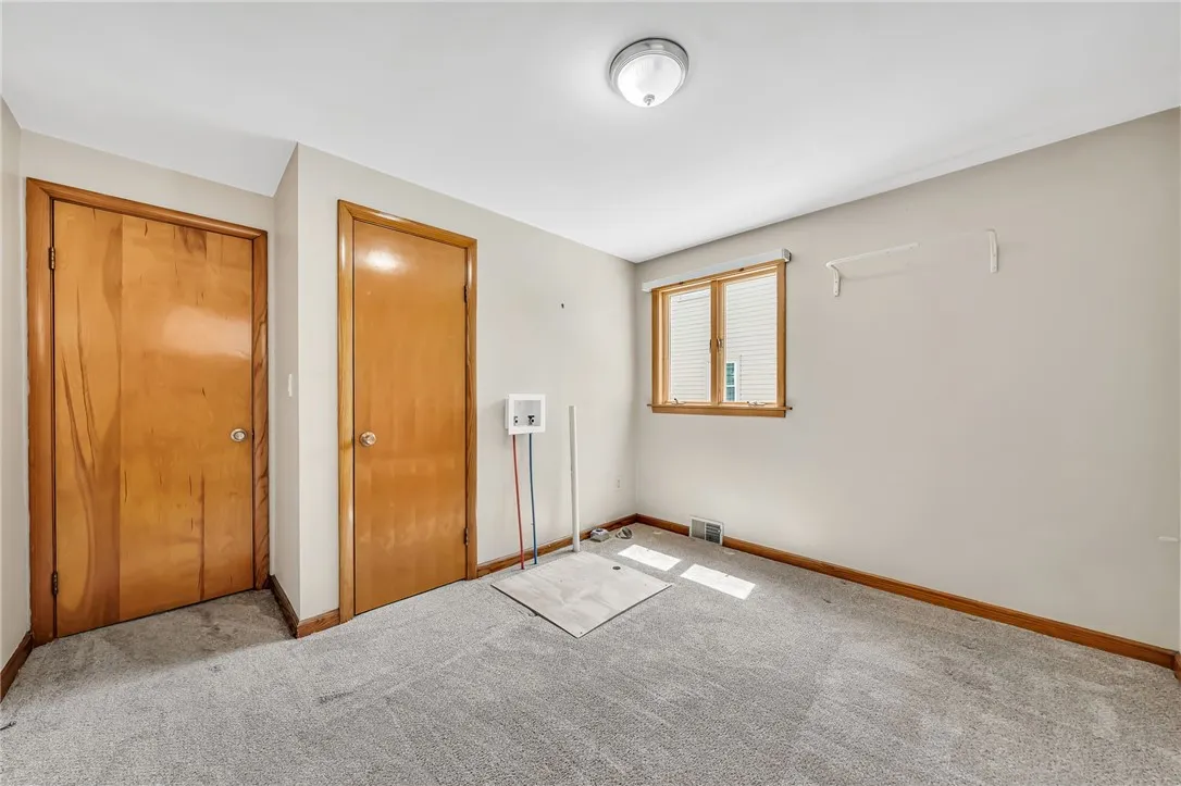 18 Cathedral Lane, Cheektowaga, New York 14225, Cheektowaga, New York 14225, 3 Bedrooms Bedrooms, 6 Rooms Rooms,1 BathroomBathrooms,Residential,Closed,18 Cathedral Lane, Cheektowaga, New York 14225,0,R1625486