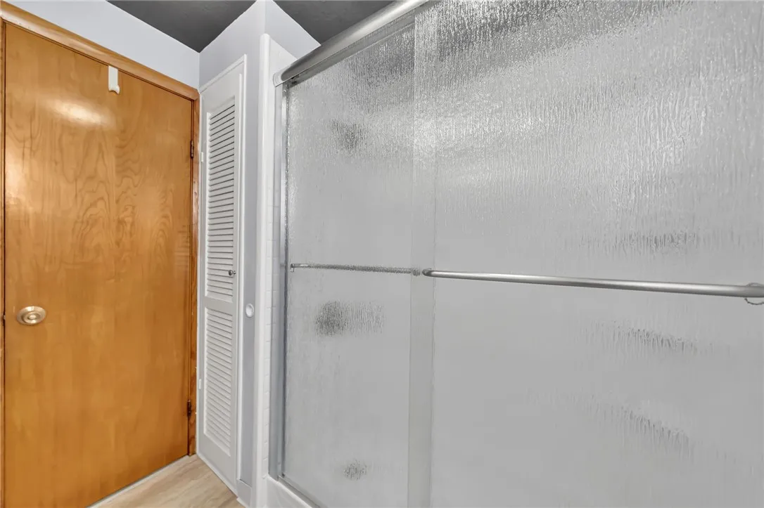 18 Cathedral Lane, Cheektowaga, New York 14225, Cheektowaga, New York 14225, 3 Bedrooms Bedrooms, 6 Rooms Rooms,1 BathroomBathrooms,Residential,Closed,18 Cathedral Lane, Cheektowaga, New York 14225,0,R1625486