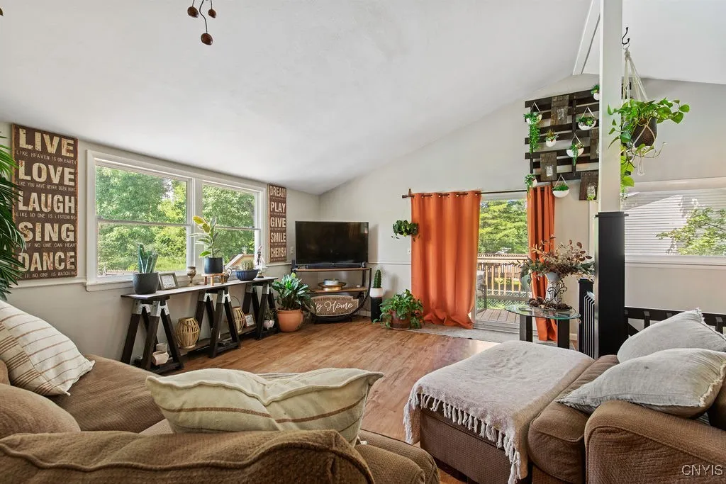 203 Pinewood Drive, Camillus, New York 13031, Camillus, New York 13031, 3 Bedrooms Bedrooms, 10 Rooms Rooms,3 BathroomsBathrooms,Residential,For Sale,203 Pinewood Drive, Camillus, New York 13031,S1623538