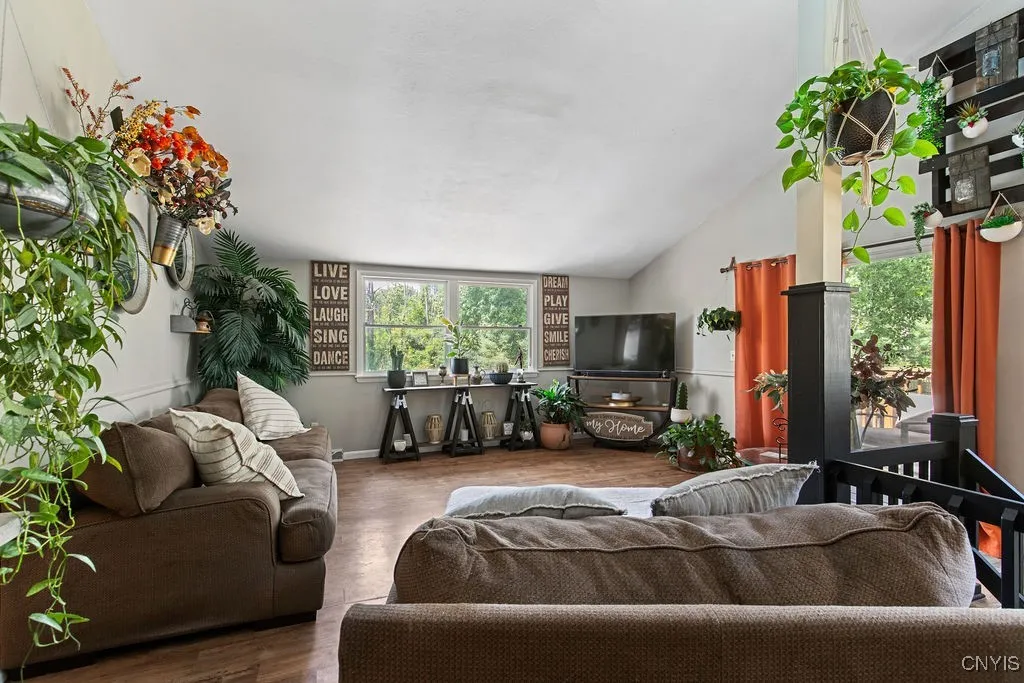 203 Pinewood Drive, Camillus, New York 13031, Camillus, New York 13031, 3 Bedrooms Bedrooms, 10 Rooms Rooms,3 BathroomsBathrooms,Residential,For Sale,203 Pinewood Drive, Camillus, New York 13031,S1623538