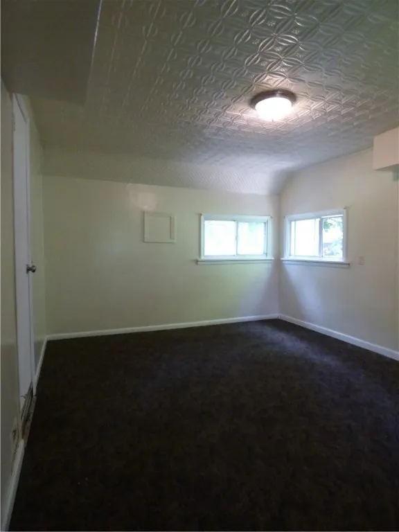 331 Sherman Street, Rochester, New York 14606, Rochester, New York 14606, 4 Bedrooms Bedrooms, 8 Rooms Rooms,2 BathroomsBathrooms,Residential,For Sale,331 Sherman Street, Rochester, New York 14606,R1624916